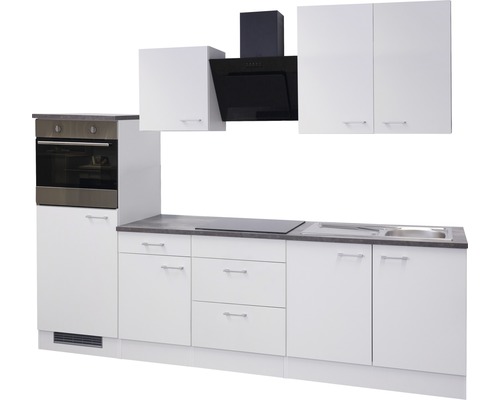 Kompletní kuchyně s elektrospotřebiči, skládající se ze spodních skříněk, horních skříněk, dřezu, sporáku a odsavače par.
