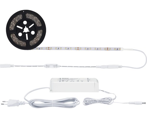 LED pásek s transformátorem a zástrčkou