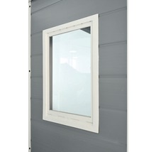 Okno s rámem v zahradním domku