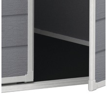 Detailní pohled na zahradní box s posuvnými dveřmi