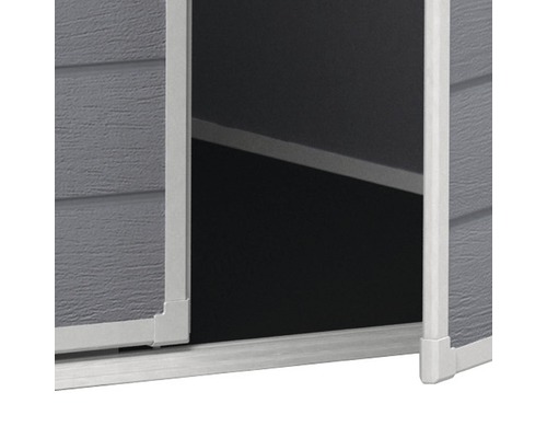 Detailní pohled na zahradní box s posuvnými dveřmi