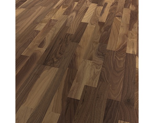 Dřevěná podlaha 11.0 strukturovaný ořech lakovaná