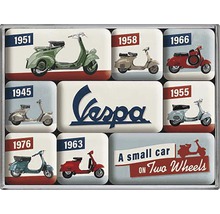 Magnet s koloběžkami Vespa z různých let výroby