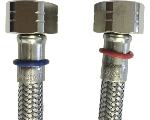 Dvě pancéřové hadice s různými těsnicími kroužky