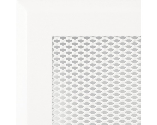 Detailní záběr větrací mřížky s rámem