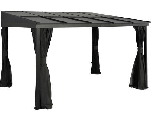 Volně stojící pavilon se závěsy