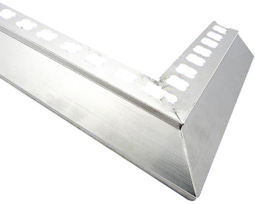 Rohový profil z kovu s montážními otvory