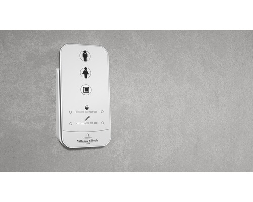 Logo Villeroy & Boch vedle ovládací jednotky s funkcemi splachování toalety