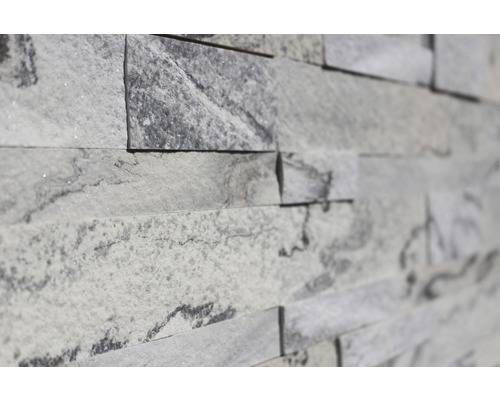 Detail obkladu stěn s kamenným vzhledem