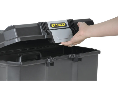 Otevřený kufr na nářadí od společnosti Stanley