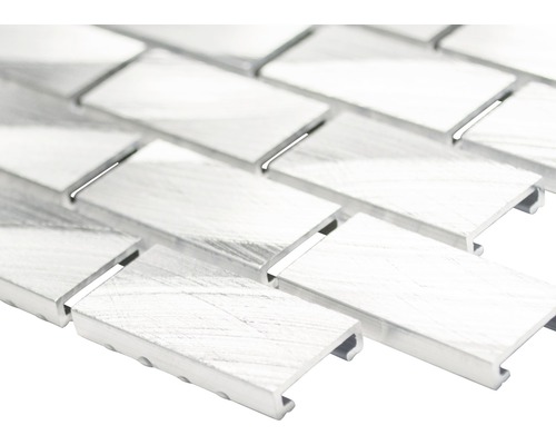 Mozaiková dlaždice z hliníku