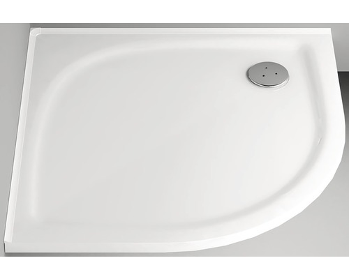 Bílá sprchová vanička s odtokem