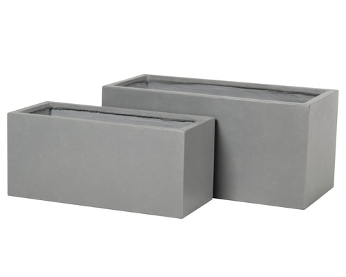 Dva šedé obdélníkové květináče z vláknocementu.
