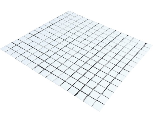 Mozaiková dlaždice s malými čtvercovými prvky