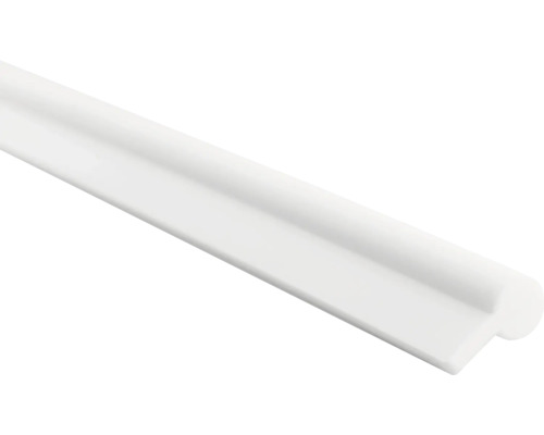 Bílá plastová podlahová lišta