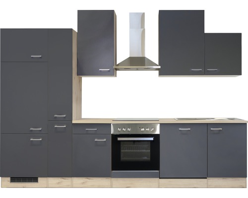 Kuchyňská linka s horními skříňkami, dřezem, varnou deskou a digestoří