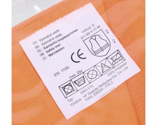 Štítek bezpečnostní vesty s pokyny pro údržbu a informacemi o výrobci