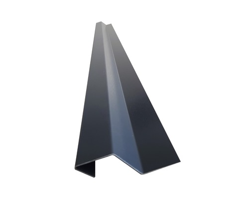Střešní okrajový úhelník z kovu