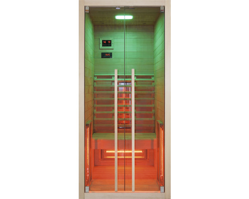Infračervená sauna se skleněnými dveřmi a dřevěným interiérem