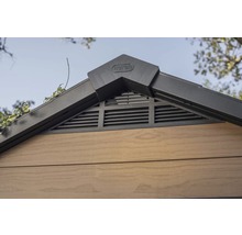 Detailní pohled na zahradní domek s logem Keter