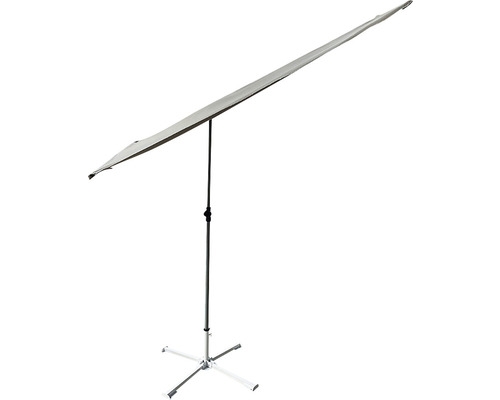 Promítací plátno na stativu pro prezentace a projekce