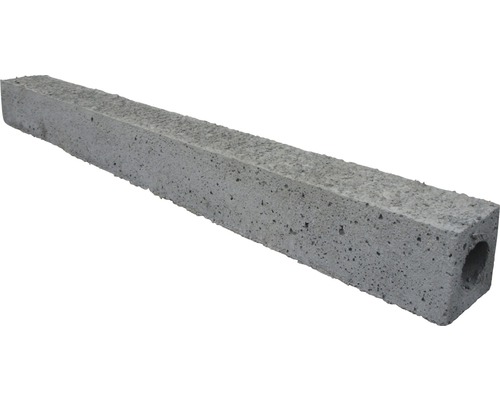 Betonový sloupek pro stavební projekty