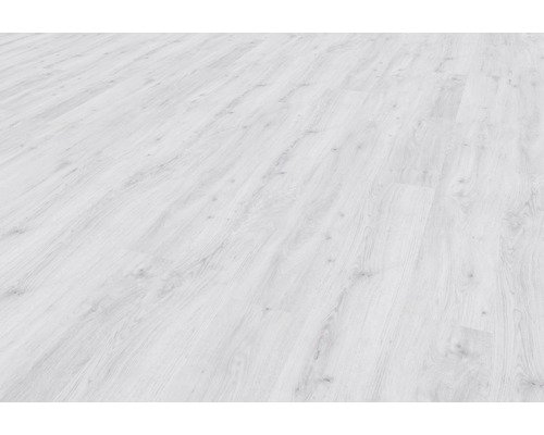 Světlá laminátová podlaha v detailu