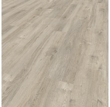 Detail světlé laminátové podlahy s kresbou dřeva