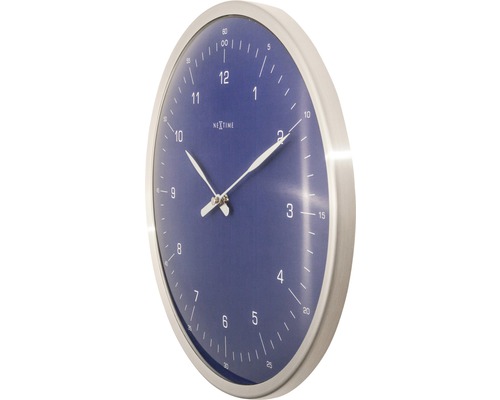 Nástěnné hodiny Nextime s čísly a stříbrným rámem