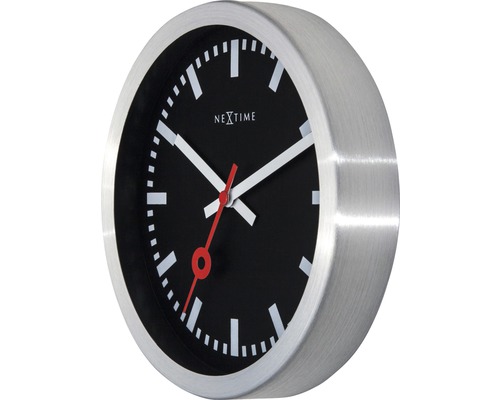 Nástěnné hodiny Nextime s kovovým pouzdrem a černým ciferníkem