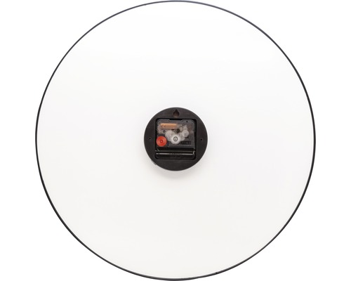 Zadní strana kulatých nástěnných hodin se strojkem