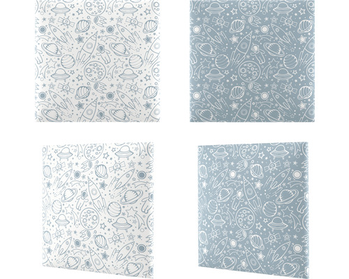 Čtyři vzorky látek s vesmírnými motivy, jako jsou rakety a planety