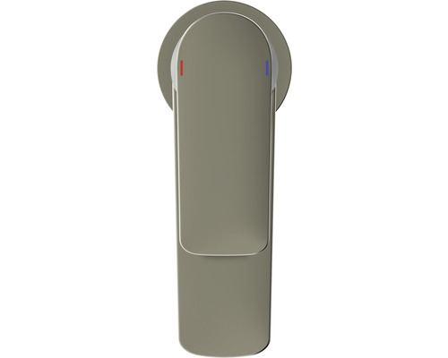 Umyvadlová baterie s označením pro studenou a teplou vodu