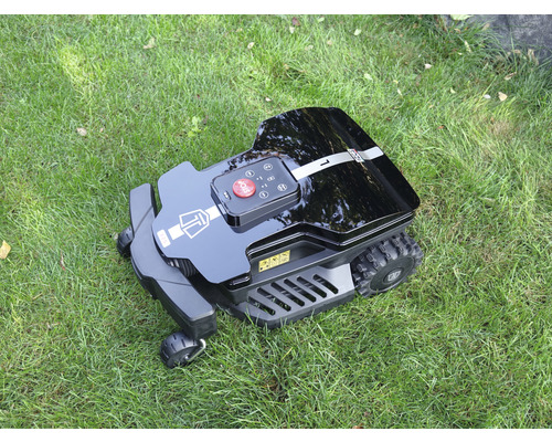 Robotická sekačka na trávníku