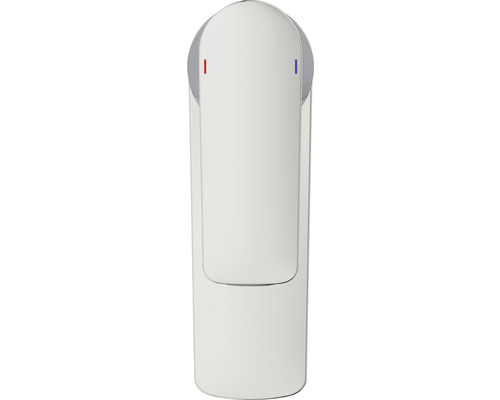 Vodovodní kohoutek s označením studené a teplé vody