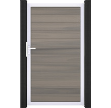 Zahradní branka s dřevěným vzhledem a bílým rámem