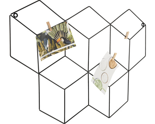 Dekorativní nástěnná memo tabule z černého kovového drátu s pohlednicemi