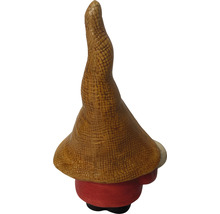 Dekorativní sádrová figurka s kuželovou čepicí