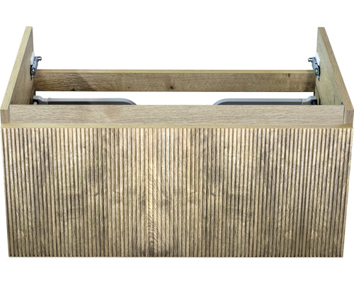 Skříňka pod umyvadlo ze dřeva s rýhovanou přední stranou