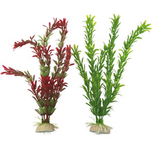 Dvě umělé akvarijní rostliny