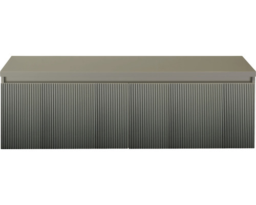 Koupelnový nábytek s vertikálně rýhovaným povrchem