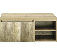 Dřevěná skříňka s posuvnými dveřmi a policemi