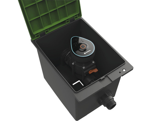 Řídicí jednotka zavlažování Gardena v krabici s otevřeným víkem