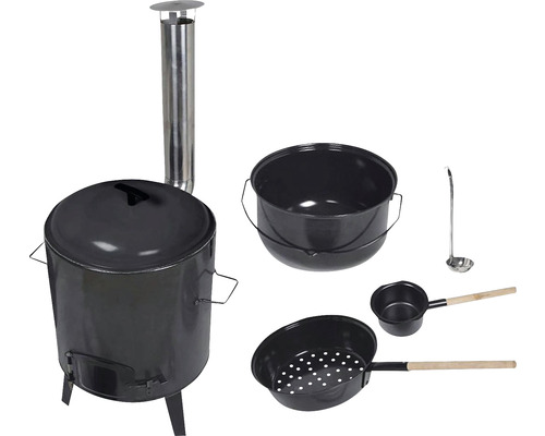 Sada kotlíku na guláš s kamny na kotlík, kotlíkem, komínem, naběračkou, naběračkou a pánví