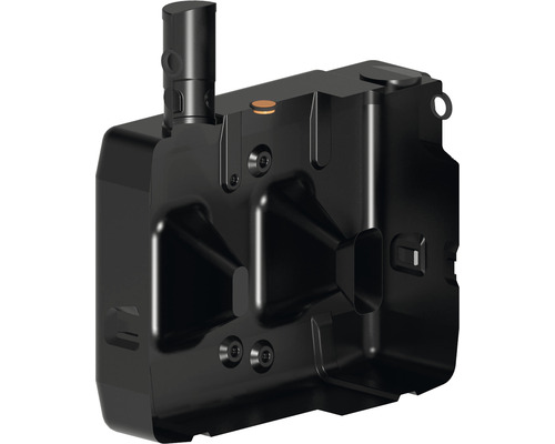 Černá splachovací nádržka z plastu