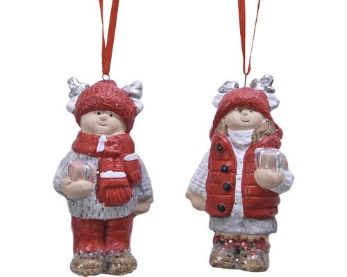 Dvě vánoční ozdobné figurky s červeným oblečením a poutkem na zavěšení