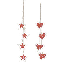 Vánoční dekorace s hvězdami a srdíčky na provázcích