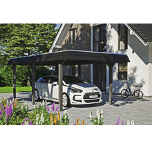 Moderní dřevěný přístřešek pro auto s automobilem na dlážděném dvoře