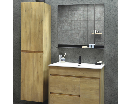 Koupelna s umyvadlovou skříňkou, zrcadlovou skříňkou a vysokou skříňkou v dřevěném designu