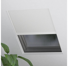 Střešní okno s plisovanou žaluzií pro ochranu proti slunci a soukromí